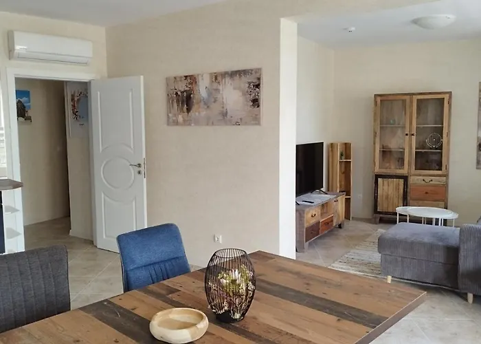 Aphrodite Park 써니비치